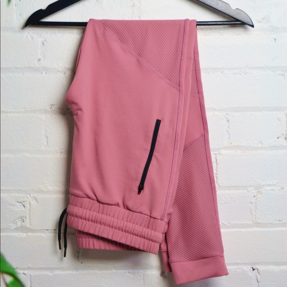 Rose yoga pants